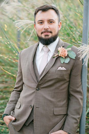 Grey 2 Piece Notched Lapel Groomsmen Suits