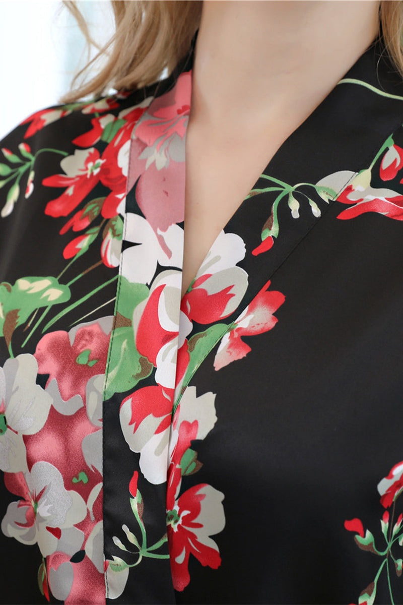 Load image into Gallery viewer, Bride Bridesmaid Floral Print Robes