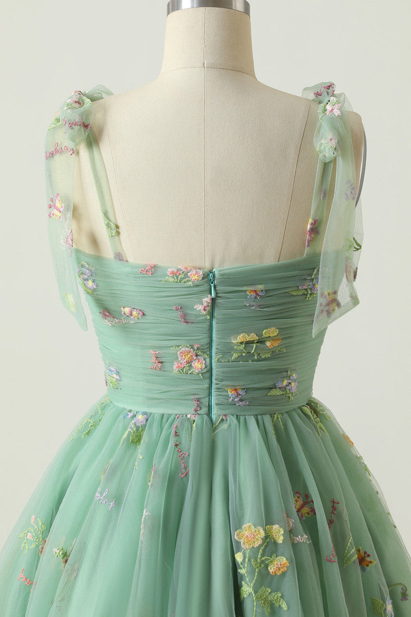 Load image into Gallery viewer, Green Short A-Line Formal Dress With Embroidery