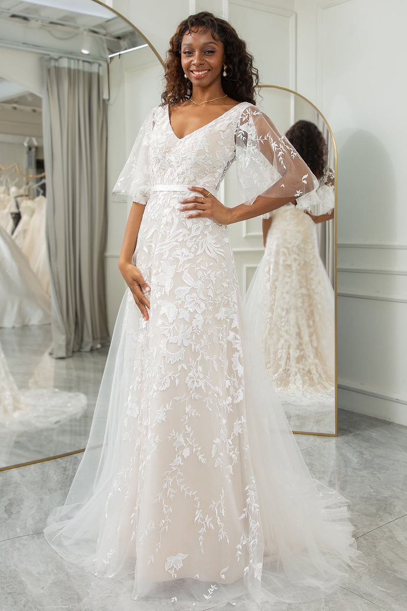 Load image into Gallery viewer, Ivory Batwing Sleeves Lace Sweep Train Wedding Dress